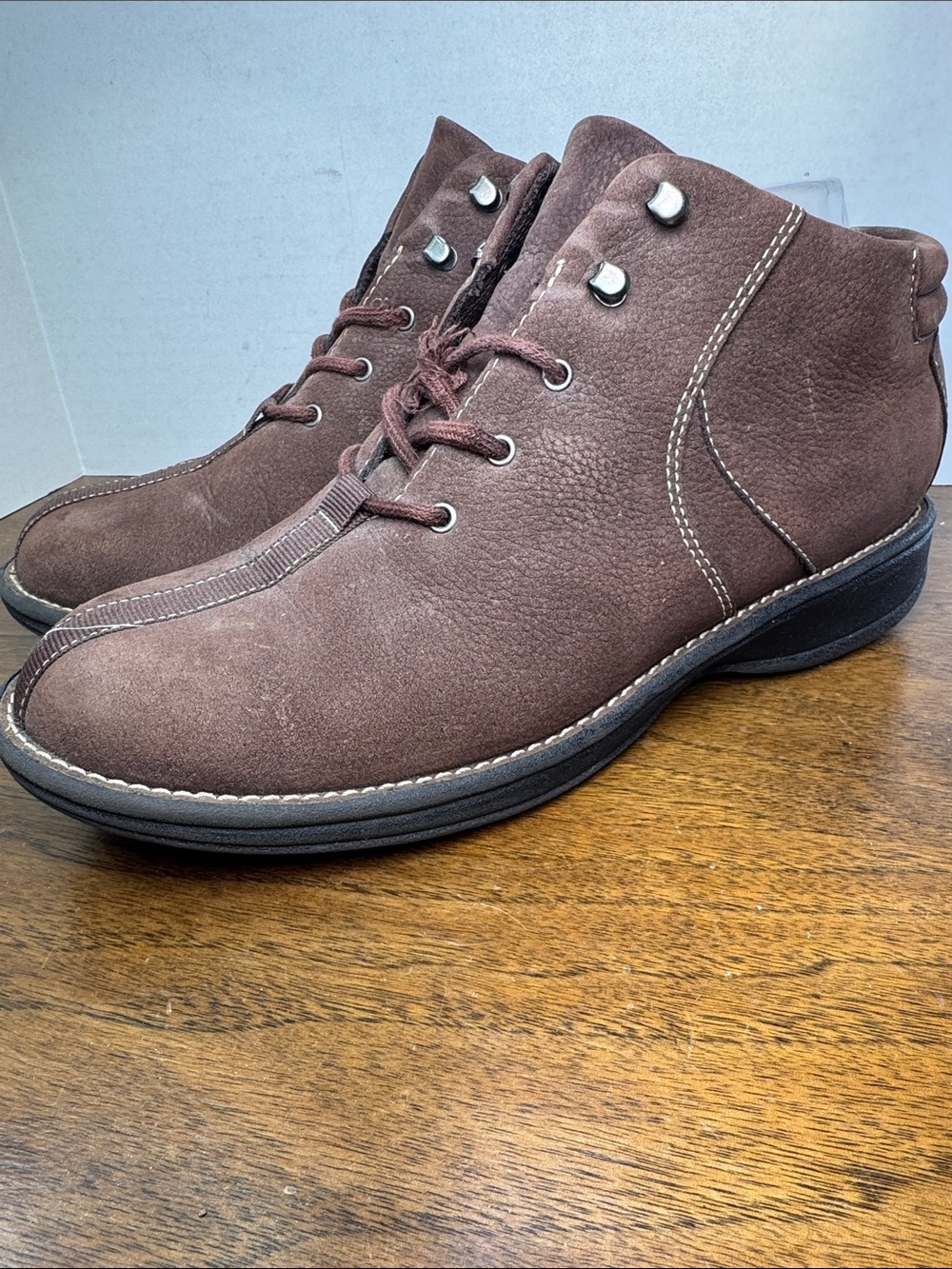 White Mountain Womens LISA Lace-Up Brown Leather Boots Trendy Shoes, sz 8